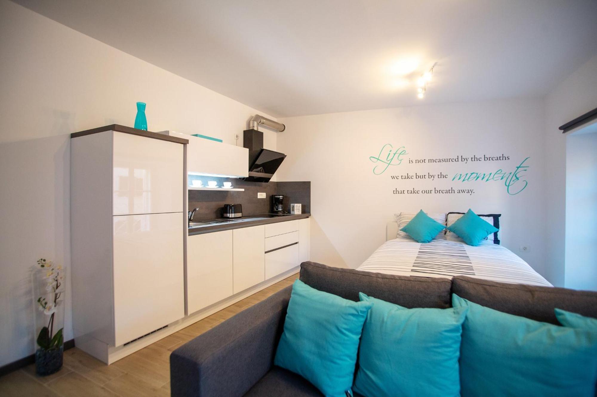 Azzurro Apartment Піран Екстер'єр фото